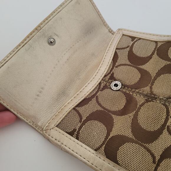 Coach Wallet Canvas Leather Signature Bifold 5x4 Medium Beige Compact Metallic - Picture 10 of 13